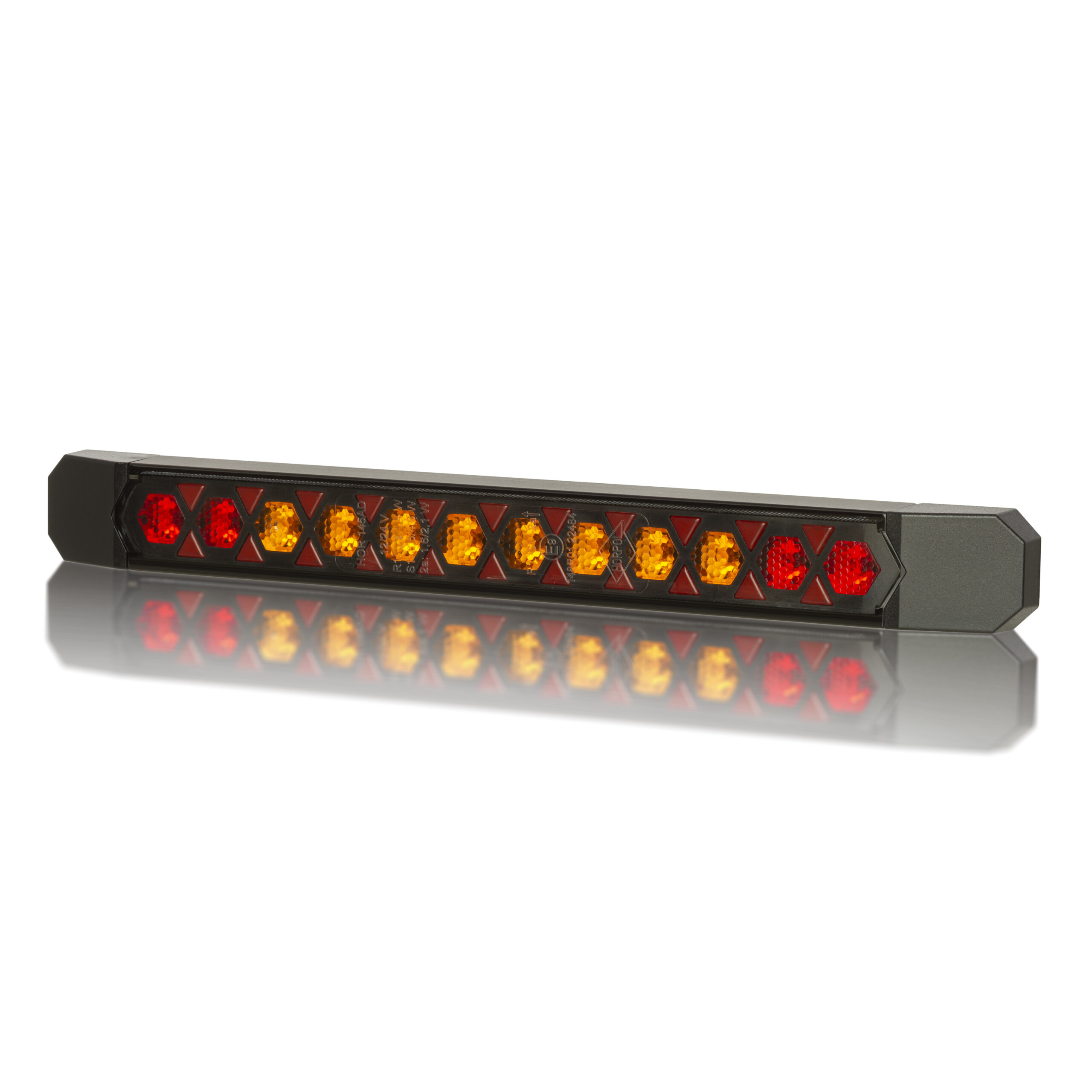 Rear multifunction light with dynamic direction indicator LIZARD LZD 3141